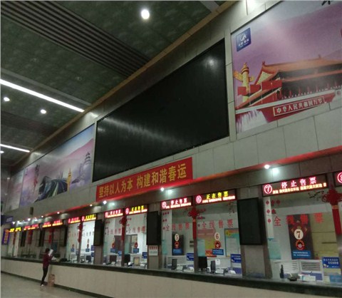 明光路汽車站戶外P4