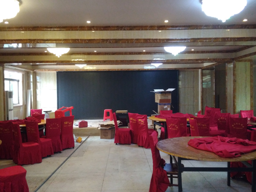 合肥長豐薇薇新娘影樓室內(nèi)p5全彩顯示屏 合肥長豐薇薇新娘影樓室內(nèi)p5全彩顯示屏