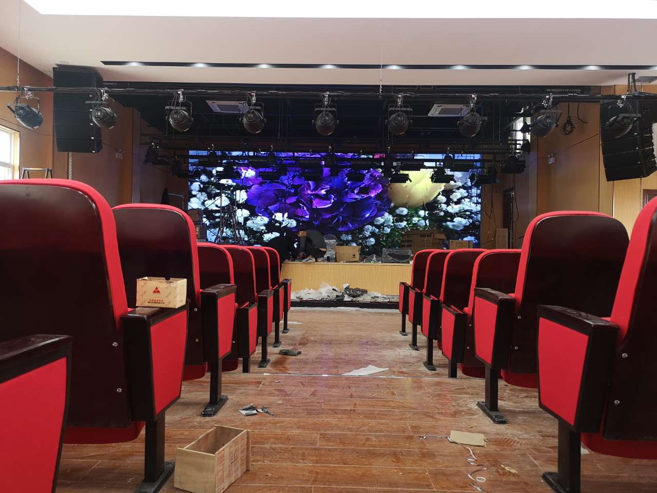 廬江白山中學(xué) 廬江白山中學(xué)